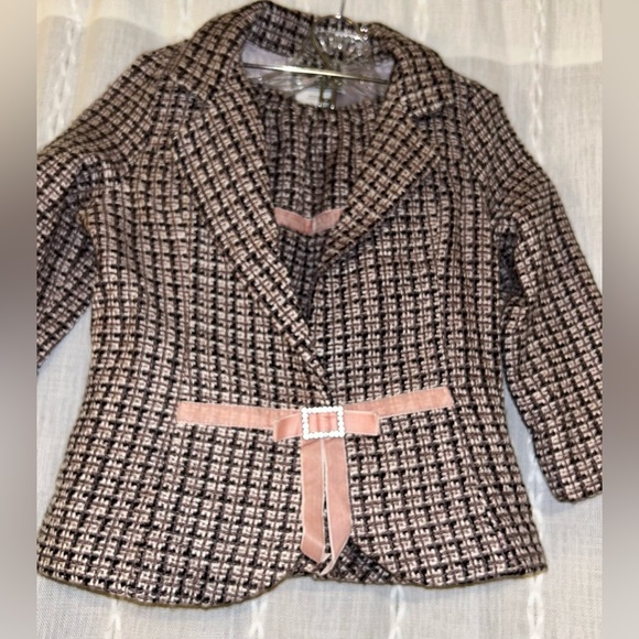 Zoey black, brown, & white plaid w/pink, jacket & skirt with elastic waist. Sz 7 - Picture 9 of 12